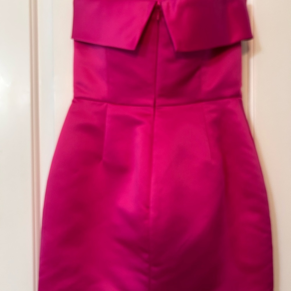 BETSEY JOHNSON VINTAGE HOT PINK STRAPLESS SATIN MINI DRESS SIZE 4 - Picture 4 of 12